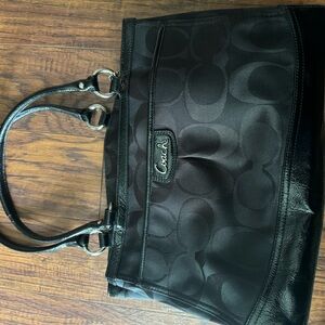 Coach bag  used 1 time  looks brand new